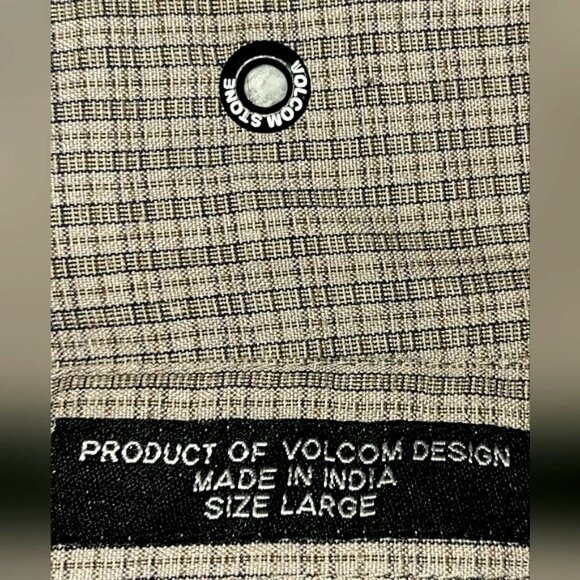 Volcom Stone Mens Large Short Sleeve Button-Up Shirt In Green Plaid 69% Polyeste - Picture 3 of 7